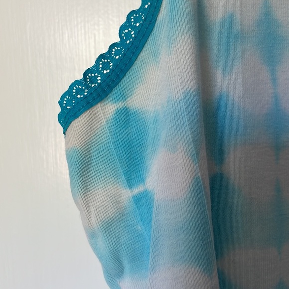 Blue Tank Top - Picture 3 of 4